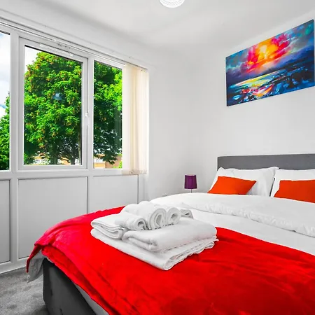 Luxury New House With Free Parking Apartment Birmingham Exterior photo